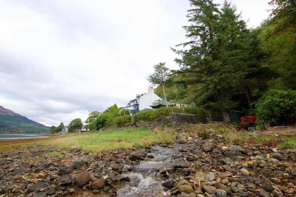 Rossmay House - 4 Bedroom Scottish Villa With Waterfront / Mountain Views Arrochar Esterno foto